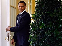 ЛДПР призывает Обаму отдать Нобелевскую премию мира Путину