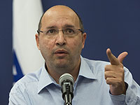 Лидер профсоюзов потребовал от Яира Лапида повысить минимальную зарплату