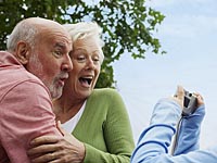 Исследование: к старости американцы и англичане становятся счастливее, родившиеся в СССР - наоборот