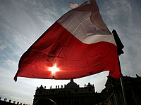 Минпрос намерен удешевить поездки школьников в Польшу