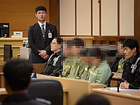 Члены экипажа Sewol в зале суда.  Кванджу, 11 ноября 2014 года