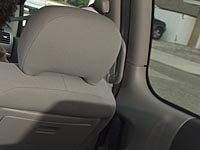 Месть автослесаря: бомба в подголовнике автомобильного кресла