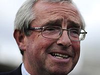 Вице-президент Google прыгнул с парашютом с высоты 41 км. ВИДЕО