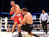 Владимир Кличко нокаутировал Кубрата Пулева