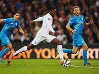 Победы Англии и Швейцарии, историческое достижение Сан-Марино