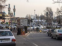 Десятки тысяч иранцев проводили в последний путь умершего от рака певца