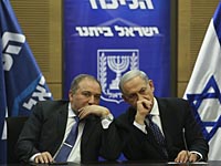 СМИ: Нетаниягу обсудил с Либерманом пути выхода из коалиционного кризиса