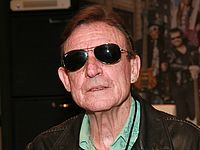 В Великобритании умер знаменитый музыкант Джек Брюс