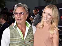 Микки Рурк проведет боксерский поединок в Москве