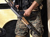 Люди с автоматами захватили Одесский нефтеперерабатывающий завод. ВИДЕО