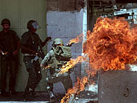 К востоку от Иерусалима арабы бросили не менее шести бутылок с 