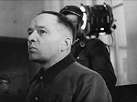 Внук коменданта Освенцима Райнер Хесс выступил перед бывшими узниками концлагерей