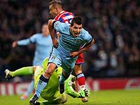 Агуэро забил три мяча в ворота 