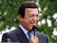 Кобзон больше не хочет быть 