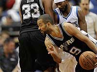 Омри Каспи набрал 8 очков за 13 минут. 