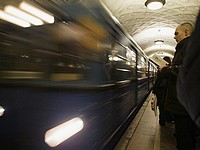 В московском метро пассажир погиб под колесами поезда
