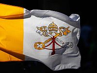 Минфин Ватикана нашел сотни миллионов евро на тайных банковских счетах