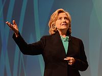 Клинтон на Форуме Сабана поддержала политику Обамы по Ирану