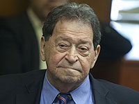 Биньямин Бен-Элиэзер подал в отставку из Кнессета