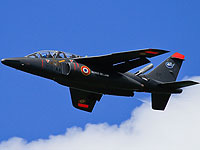 Самолет Alfa Jet