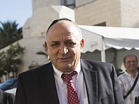 Комиссия по децентрализации рынка назвала магнатов, которым придется делать выбор