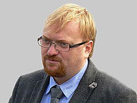 Милонов посетил с товарищами гей-клуб в Санкт-Петербурге