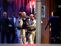 Начался штурм сиднейского кафе, в котором террорист удерживает заложников