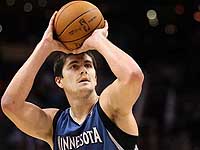 Кикбоксинг: чемпион НБА проиграл в дебютном поединке