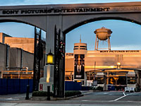 Sony Pictures угрожает Twitter судом,  требуя  изъять украденную хакерами информацию
