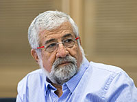 СМИ: Амрам Мицна покидает большую политику