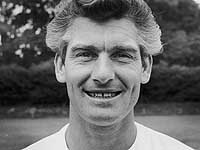 Умер известный футболист, чемпион Англии, победитель Кубка обладателей кубков