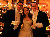 Международный бал дебютанток: каждой барышне - по два кавалера