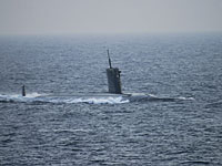 Иран демонстрирует новейшие разработки: вертолеты-торпедоносцы и подлодки-невидимки