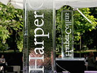 Harper Collins принес извинения за то, что удалил Израиль со своих карт