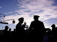 Водитель грузовика, перевозившего трупы, атаковал полицейских