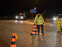 Полиция перекрывает дороги (архив)
