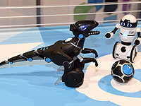 Динозавры, дроны и коньки-скороходы: выставка электроники в Лас-Вегасе