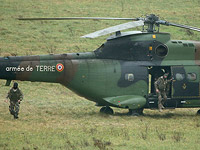 К востоку от Парижа блокированы террористы, напавшие на редакцию Charlie Hebdo