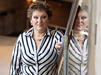 Фаина Киршенбаум объявила об уходе из политики