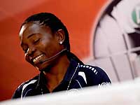 Африканскую футболистку заставили раздеться, чтобы убедиться в ее половой принадлежности