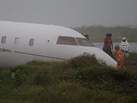 Самолет филиппинских министров, следовавших за Папой Римским, попал в аварию. ФОТО