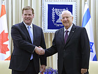 Министра иностранных дел Канады забросали яйцами в Рамалле