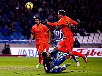 Лионель Месси забил три мяча. 