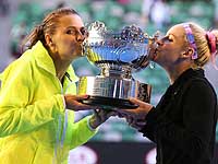 Бетани Маттек-Сэндз и Люси Шафаржова – победительницы Открытого чемпионата Австралии в парном разряде