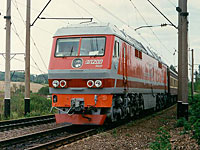 Путин потребовал вернуть отмененные в ряде областей Центральной России пригородные поезда