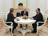 Кремль: переговоры Путина с Меркель и Олландом были конструктивными