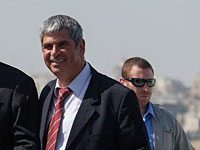 СМИ:  Коби Кахлон подозревается в обмане общественного доверия