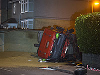 Самосвал сбил пешеходов и врезался в автомобили в Англии, четверо погибших