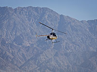 Спасателям удалось дозвониться до двух школьниц, заблудившихся в пустыне