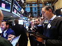 Цены на нефть повысились до 60 долларов за баррель